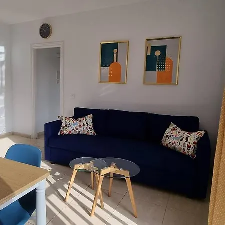 Calme A 200 M De La Avec Ascenseur Apartment *
